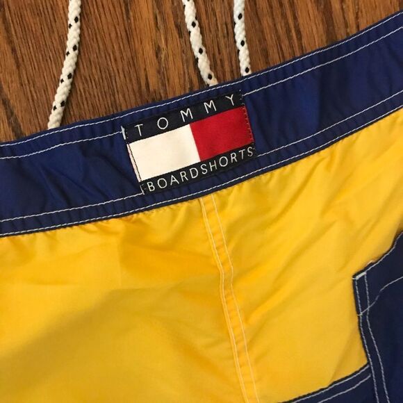 Classic Tommy Hilfiger blue yellow swim trunks board shorts - Picture 2 of 7
